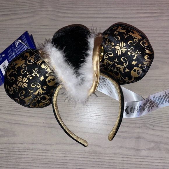 Disney Accessories - Disney World 50th Mickey Main Attraction Pirates Of The Caribbean Ear Headband